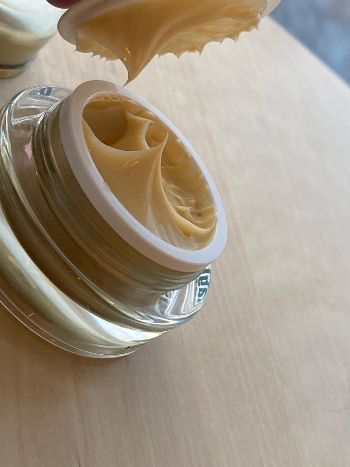 GlowEssence Cream